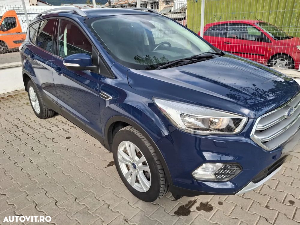 Ford Kuga - 3