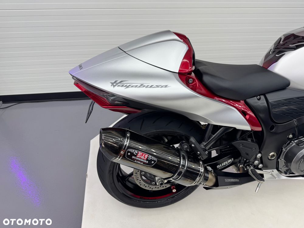 Suzuki GSX - 20