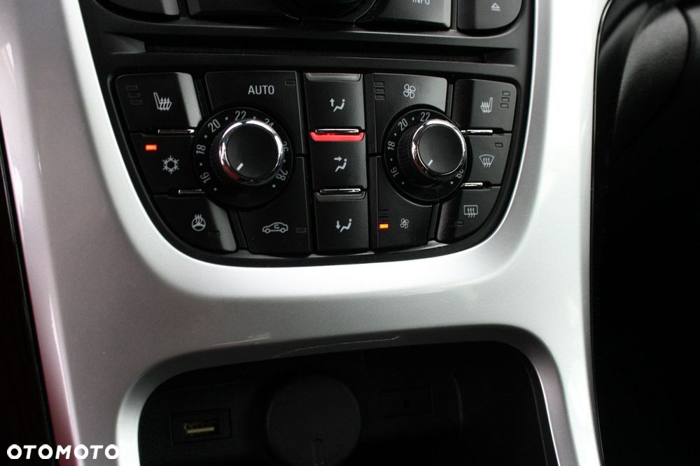 Opel Astra 1.4 Turbo ENERGY - 25