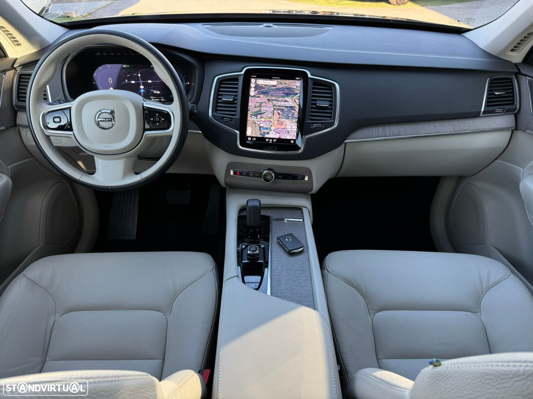 Volvo XC 90 2.0 T8 PHEV Core AWD - 27