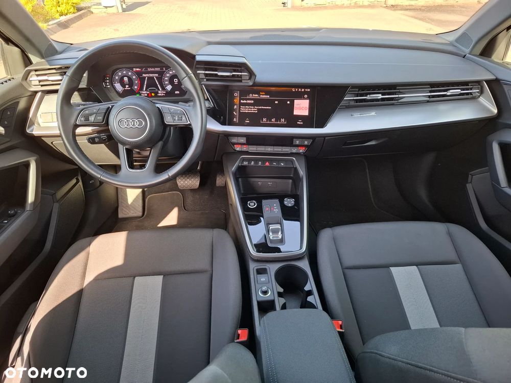 Audi A3 Sportback - 13