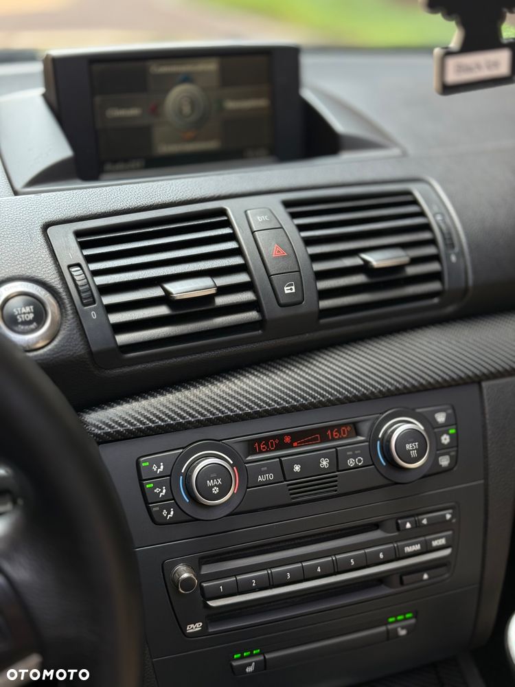 BMW Seria 1 125i Edition Exclusive - 23