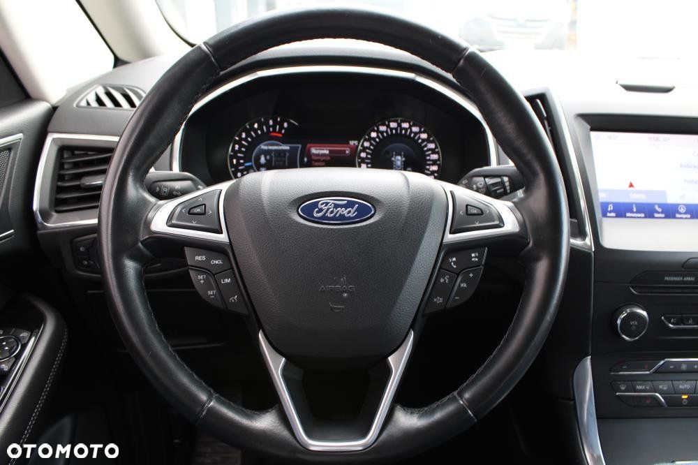 Ford Galaxy - 15