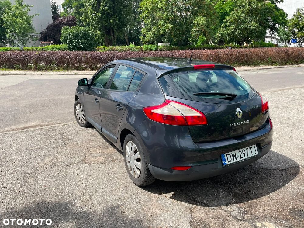 Renault Megane 1.6 16V 100 Authentique - 1