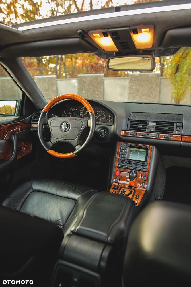 Mercedes-Benz CL - 24