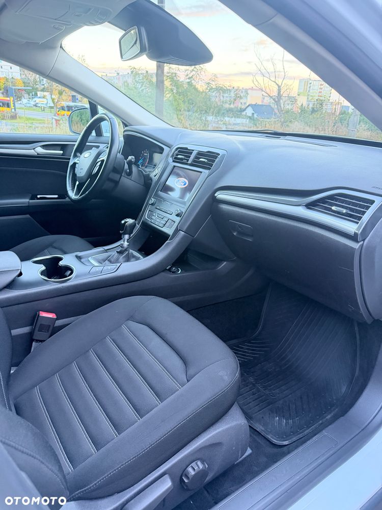 Ford Mondeo - 11