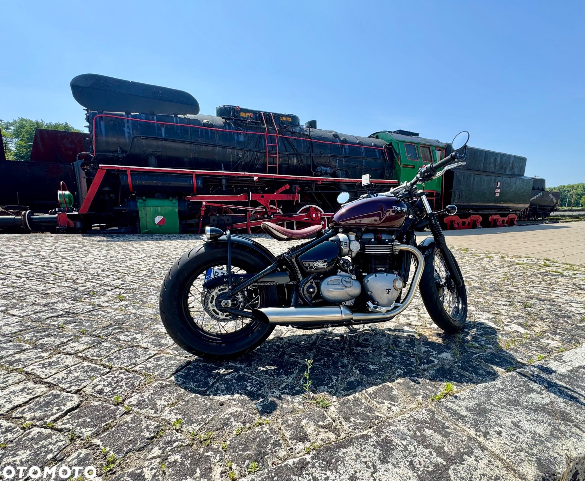 Triumph Bonneville Bobber - 1