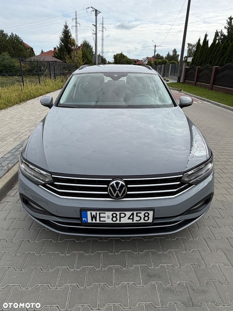 Volkswagen Passat - 14