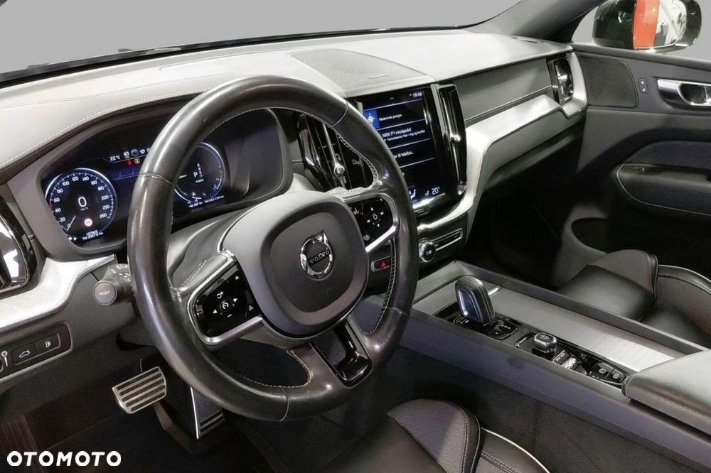 Volvo XC 60 T6 AWD Recharge Geartronic RDesign - 7