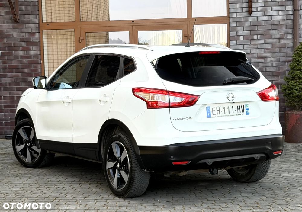 Nissan Qashqai 1.2 DIG-T Tekna EU6 - 18