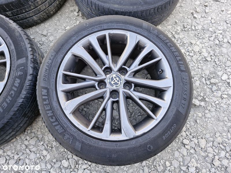TOYOTA AVENSIS T27 LIFT T29 FELGI ALUMINIOWE 7J 17 CALI ET45 5X114,3 HL8104 11GY02 - 5