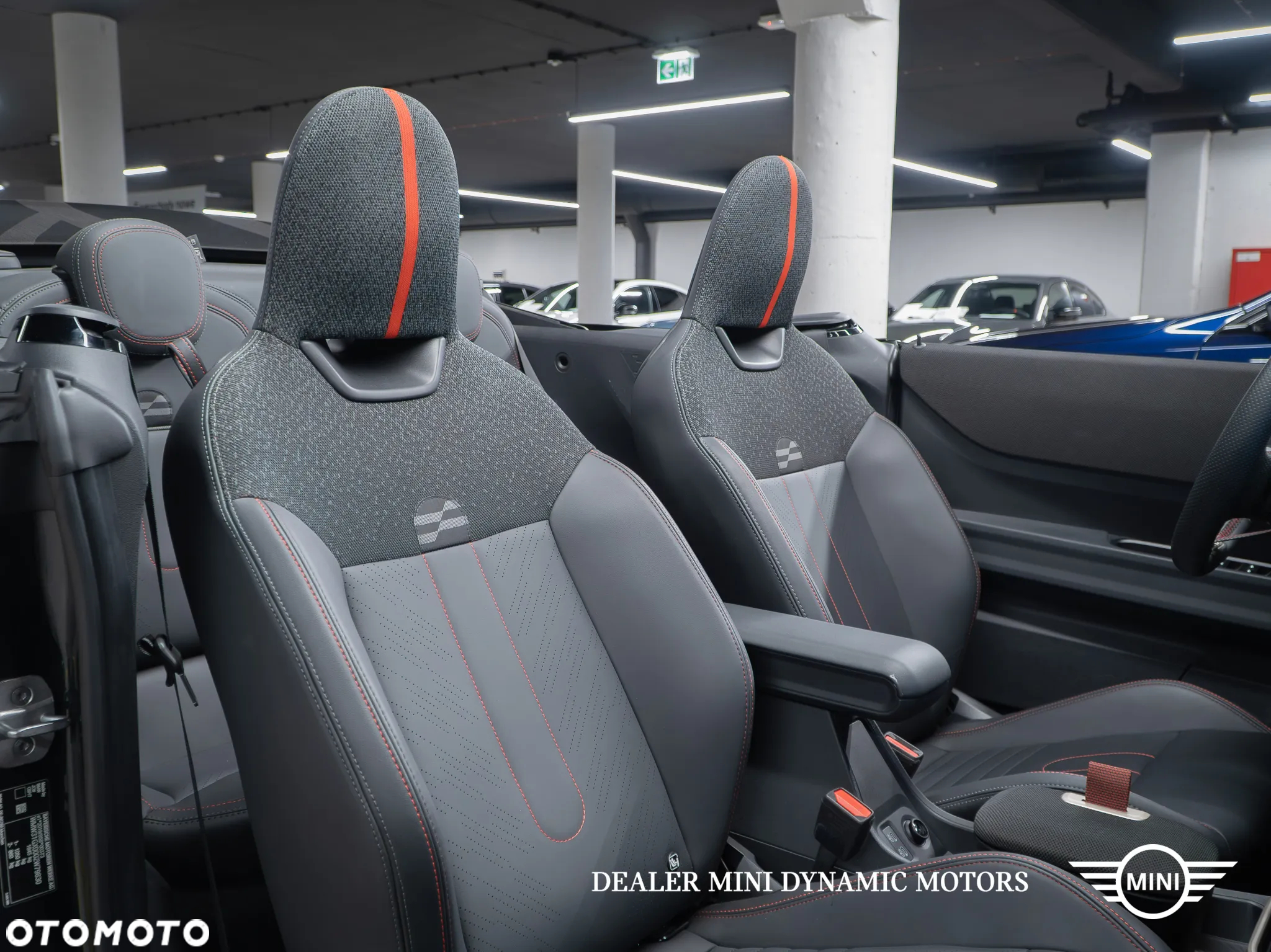 MINI John Cooper Works Cabrio - 23