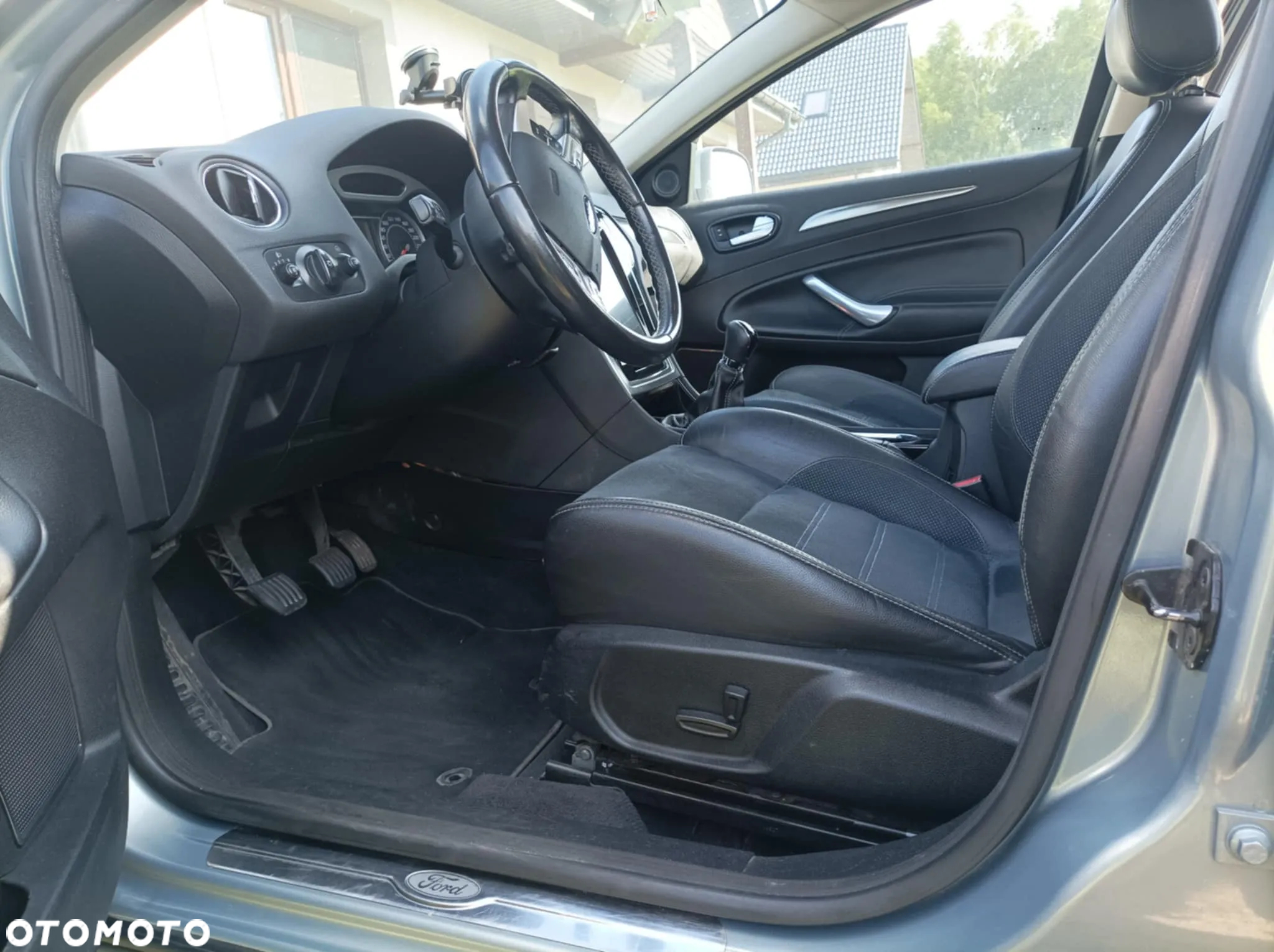 Ford Mondeo 2.0 FF Ghia - 18