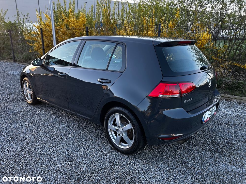 Volkswagen Golf 1.4 TSI BMT Comfortline - 12