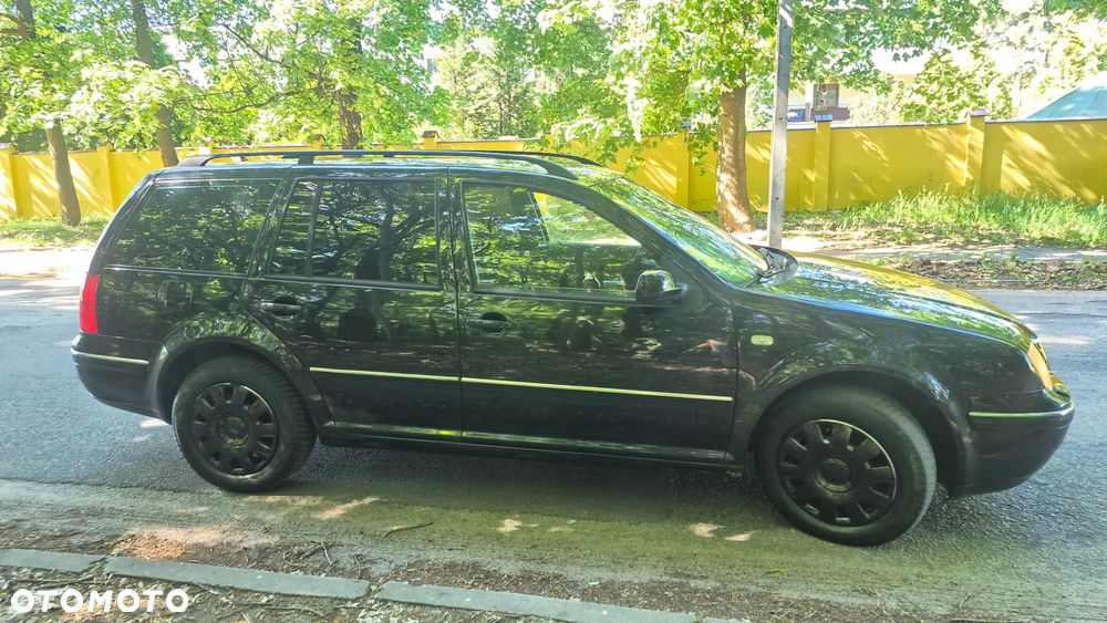 Volkswagen Bora Variant 2.0 - 6