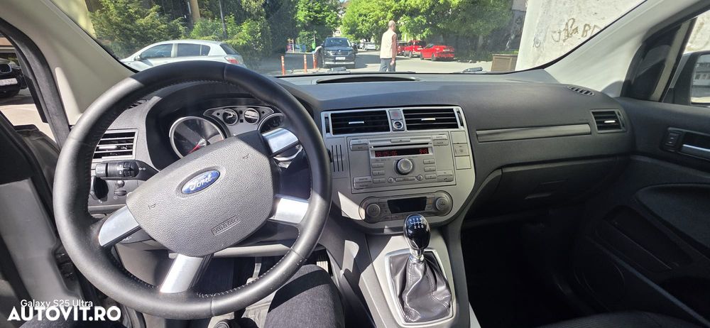 FORD Kuga 2011 — imagine 4