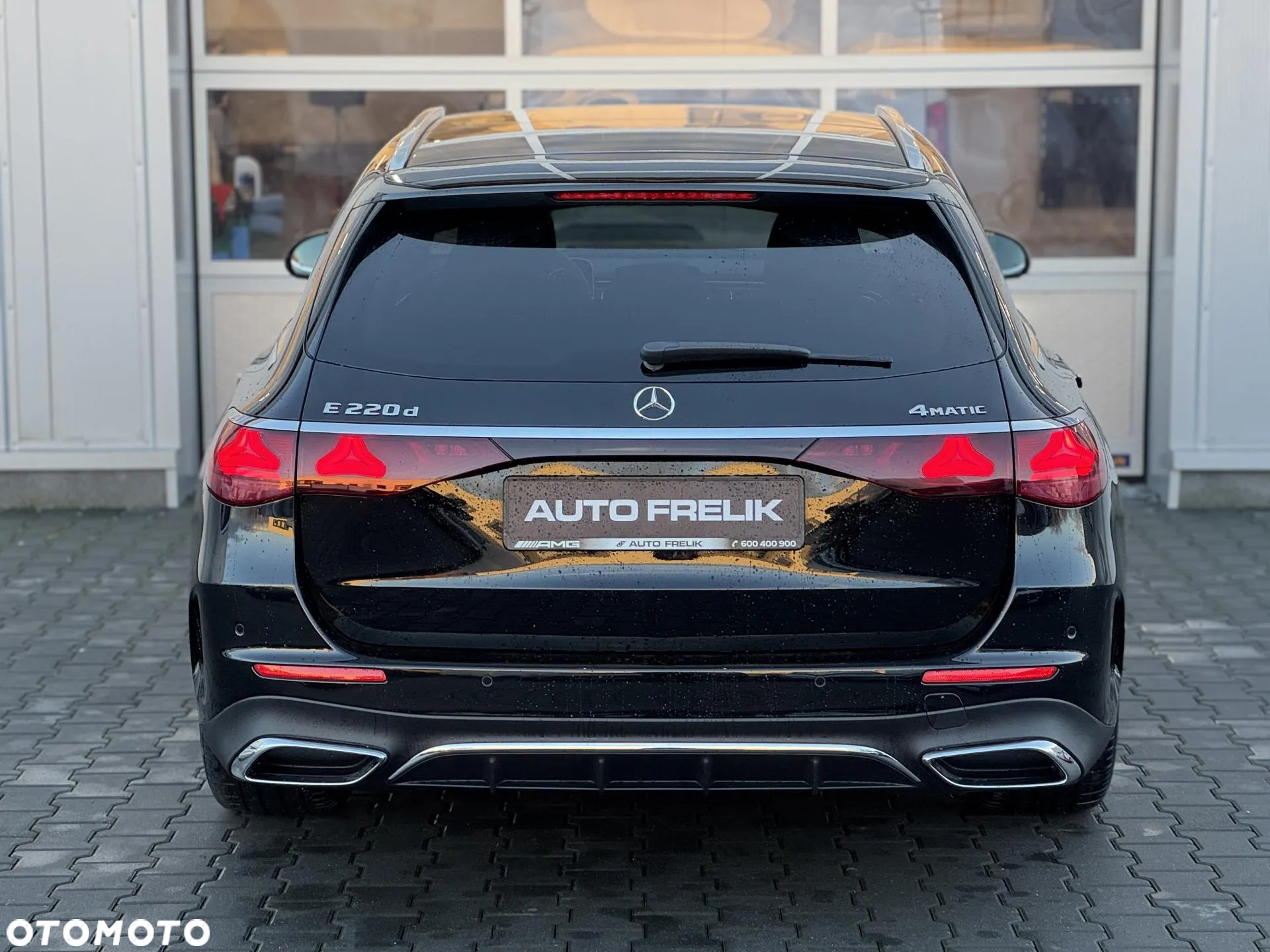 Mercedes-Benz Klasa E 220 d 4Matic 9G-TRONIC - 10