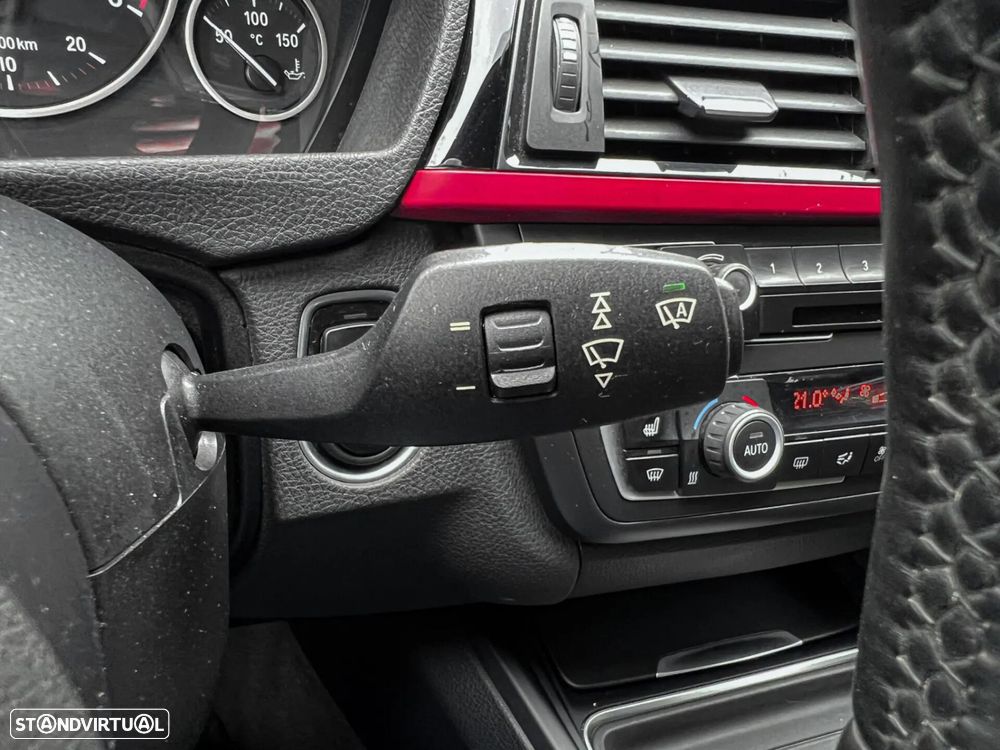 BMW 318 d Touring Auto Line Sport - 16