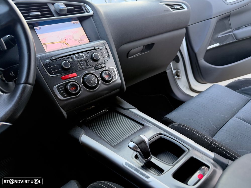 Citroën C4 e-HDi 110 EGS6 Stop/Start System Exclusive - 7