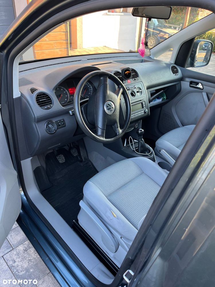 Volkswagen Caddy 1.6 (7-Si.) - 7