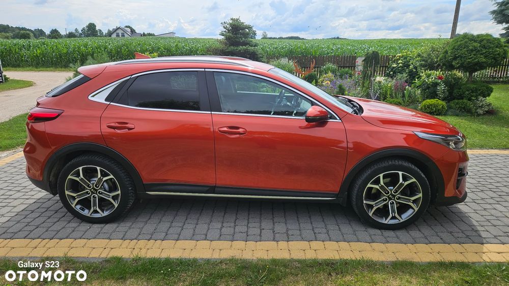 Kia XCeed - 10