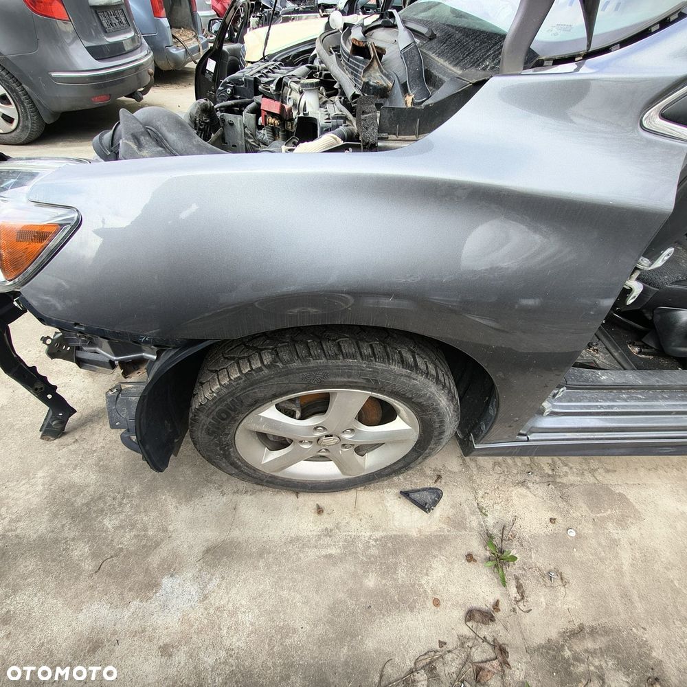 Nissan Sentra Błotnik Lewy - 1