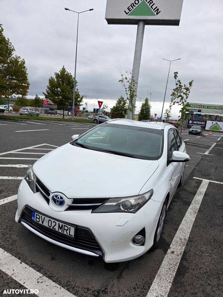 Toyota Auris - 2