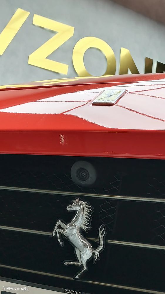 Ferrari GTC4 Lusso T - 35