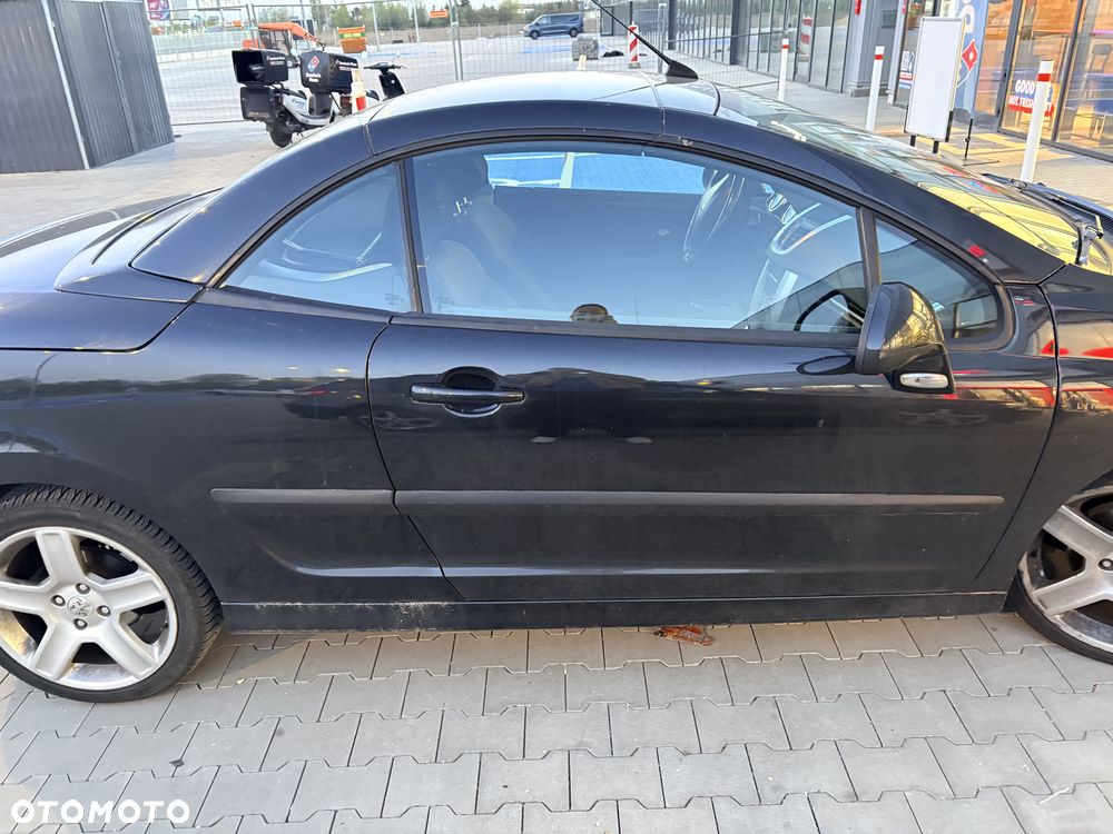 Peugeot 207 CC - 12