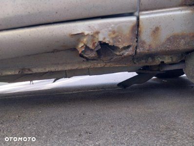 Ford Mondeo 2.0 TDDi Ghia - 25