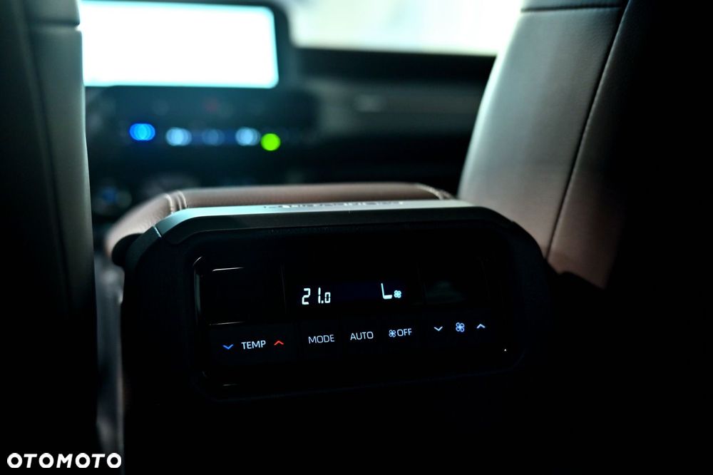 Toyota Land Cruiser LC 2.8 D-4D Invincible - 37