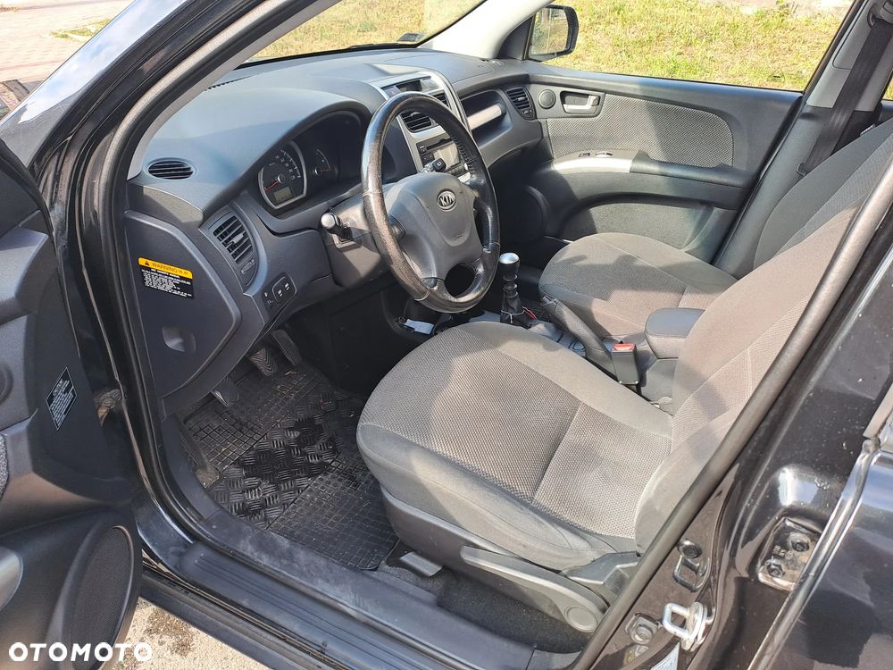 Kia Sportage 2.0 d Tour - 4