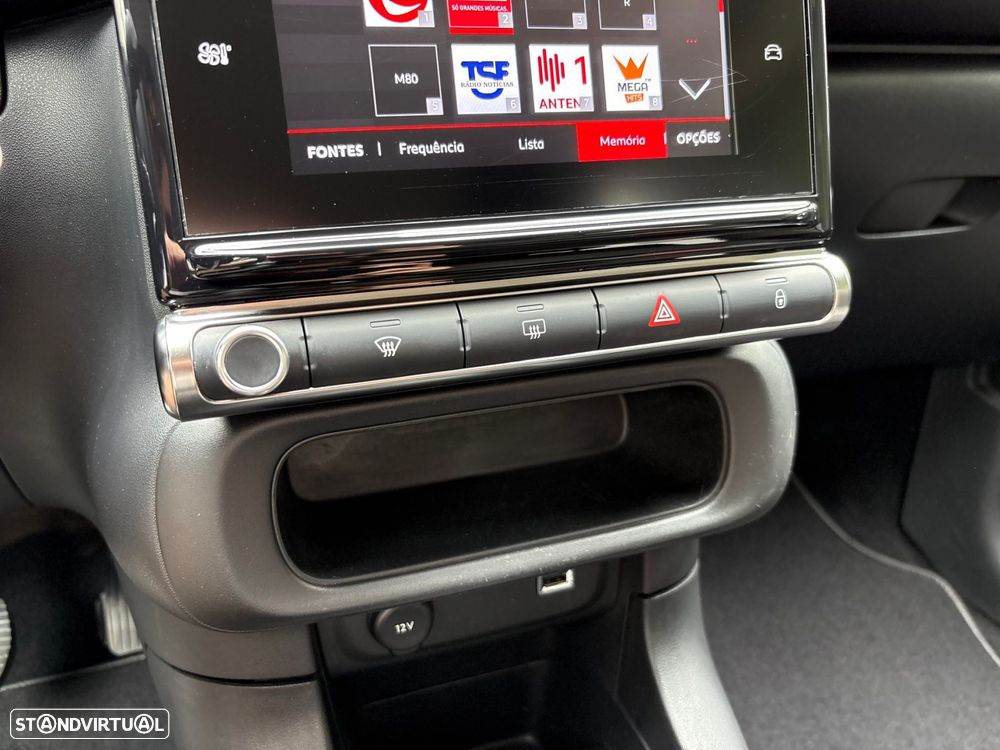 Citroën C3 1.2 PureTech Shine - 36