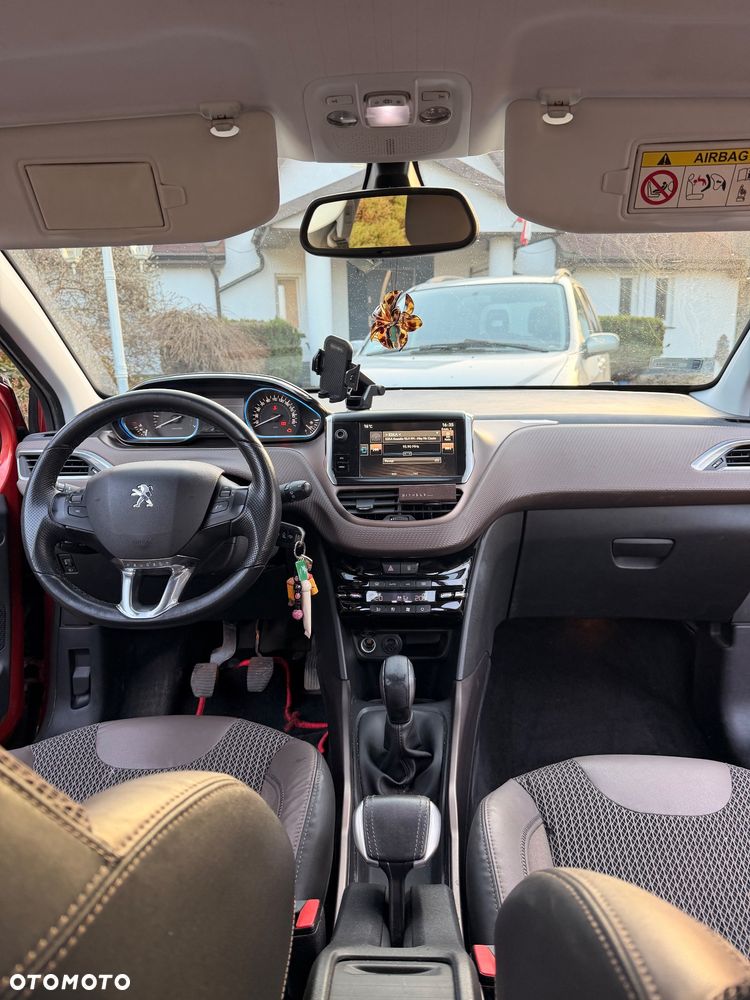 Peugeot 2008 1.2 Pure Tech Active S&S - 8