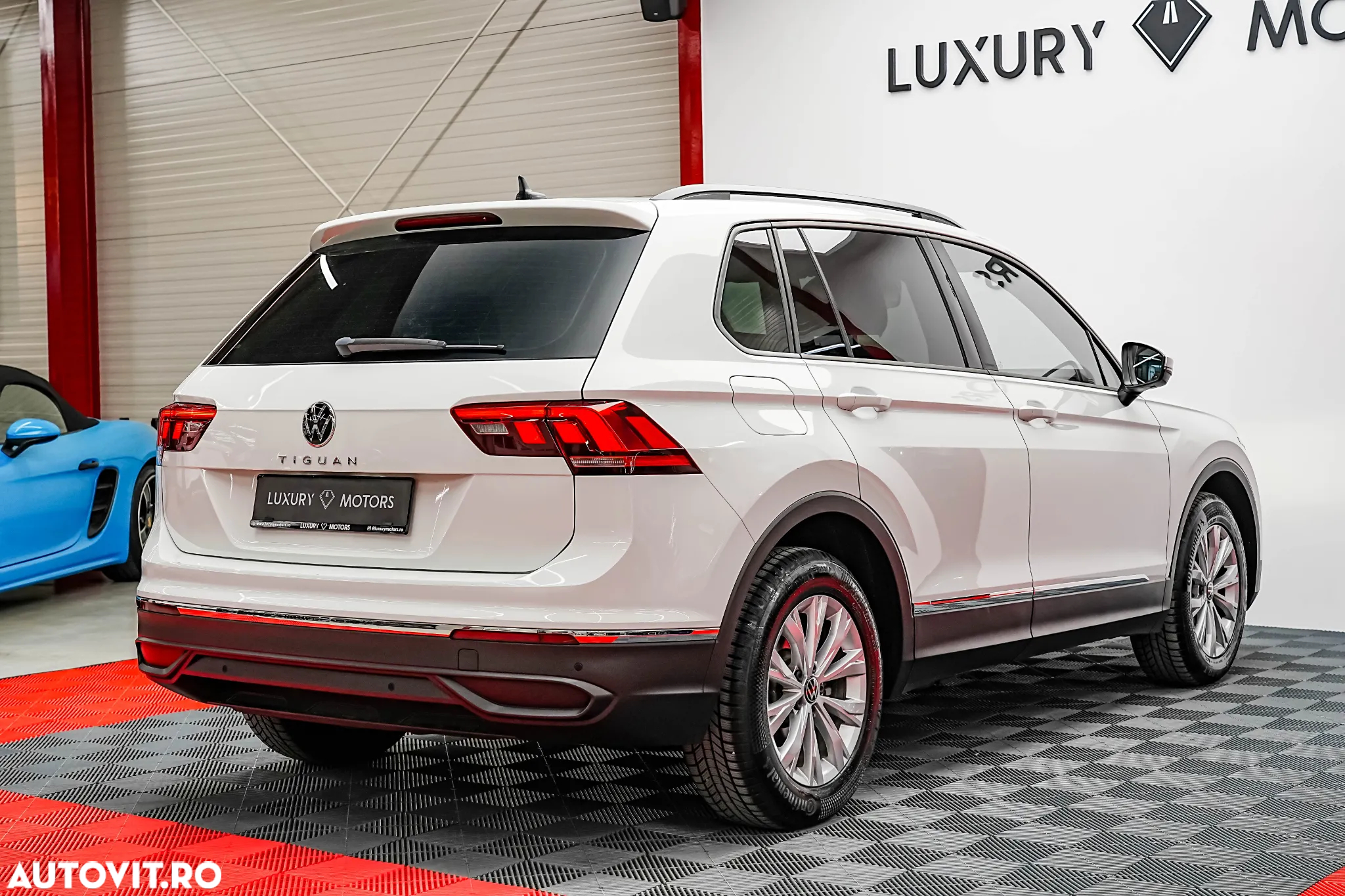 Volkswagen Tiguan 2.0 TDI DPF DSG Comfortline - 3