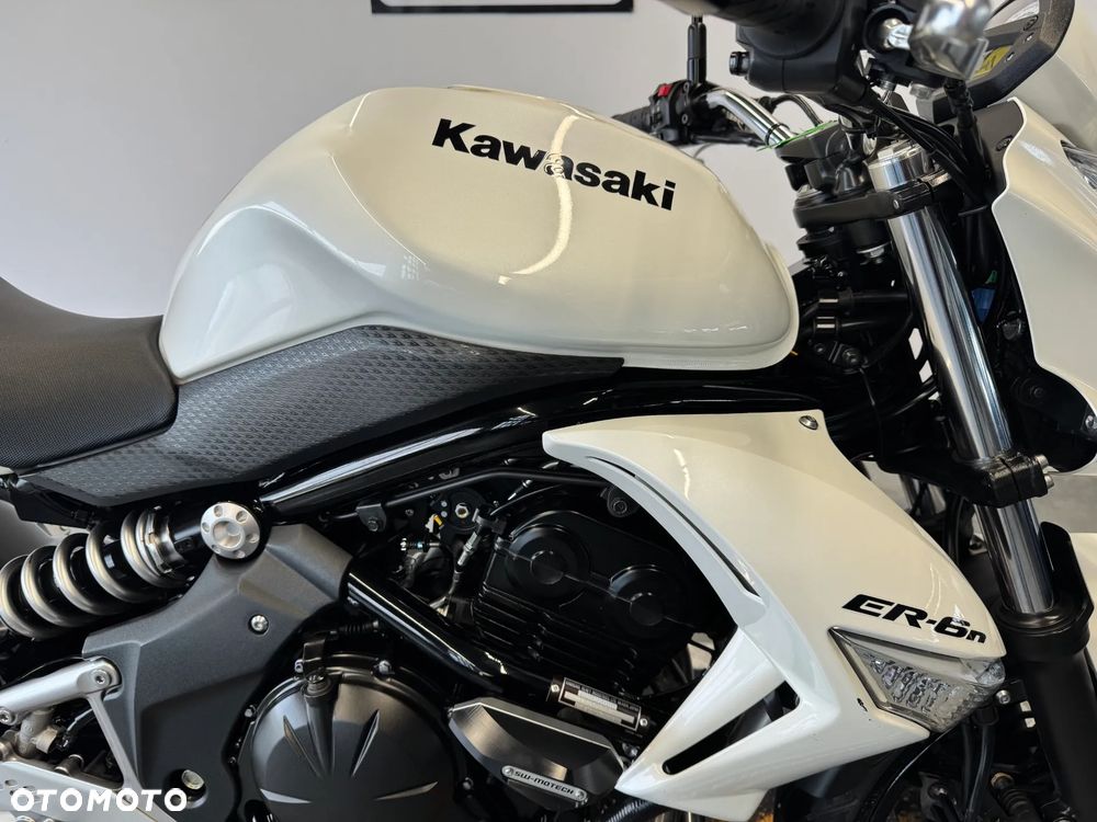 Kawasaki ER - 11