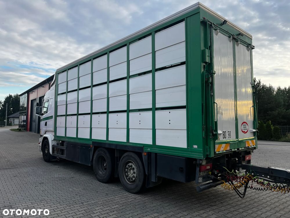 Scania R490 ZESTAW DO PRZEWOZU ŻYWCA/GUITTON/3 POKŁADY/DACH PODNOSZONY/OŚ PODNOSZONA SKRĘTNA/PRZEJAZDOWY - 4