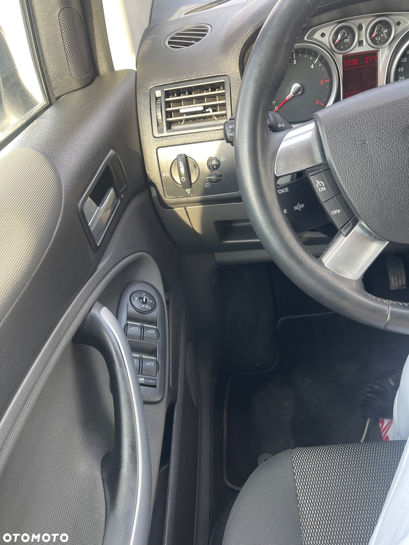 Ford Kuga 2.0 TDCi Titanium MPS6 - 6