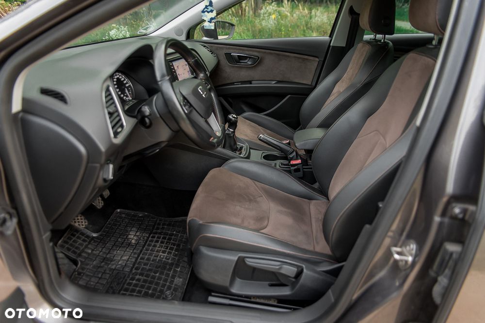 Seat Leon Sportstourer 2.0 TDI Copa S&S 4Drive - 18