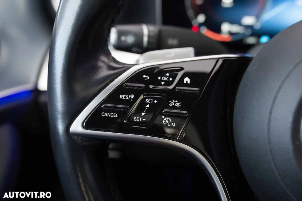 Mercedes-Benz E 300 de 4Matic 9G-TRONIC Avantgarde - 19