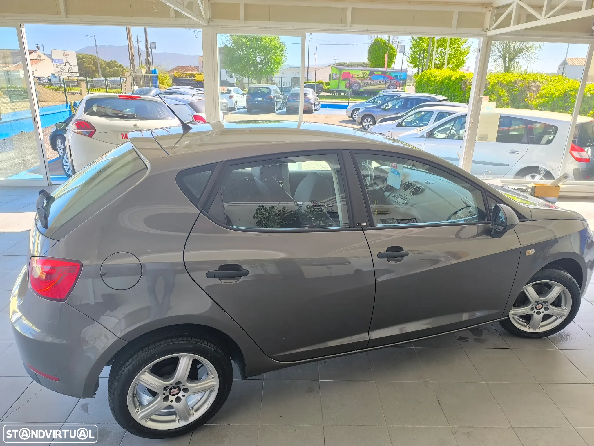 SEAT Ibiza 1.2 12V I-Tech - 8