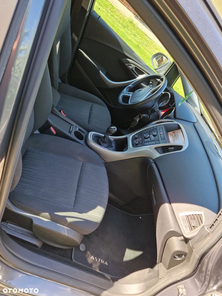 Opel Astra 1.4 Turbo - 12