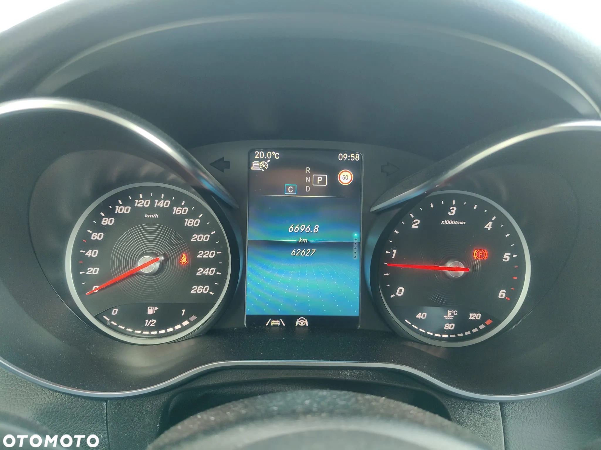 Mercedes-Benz GLC 300 d 4-Matic - 28