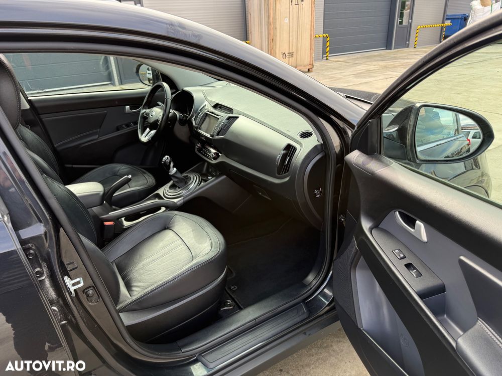 Kia Sportage 1.7 CRDI 2WD Attract - 11