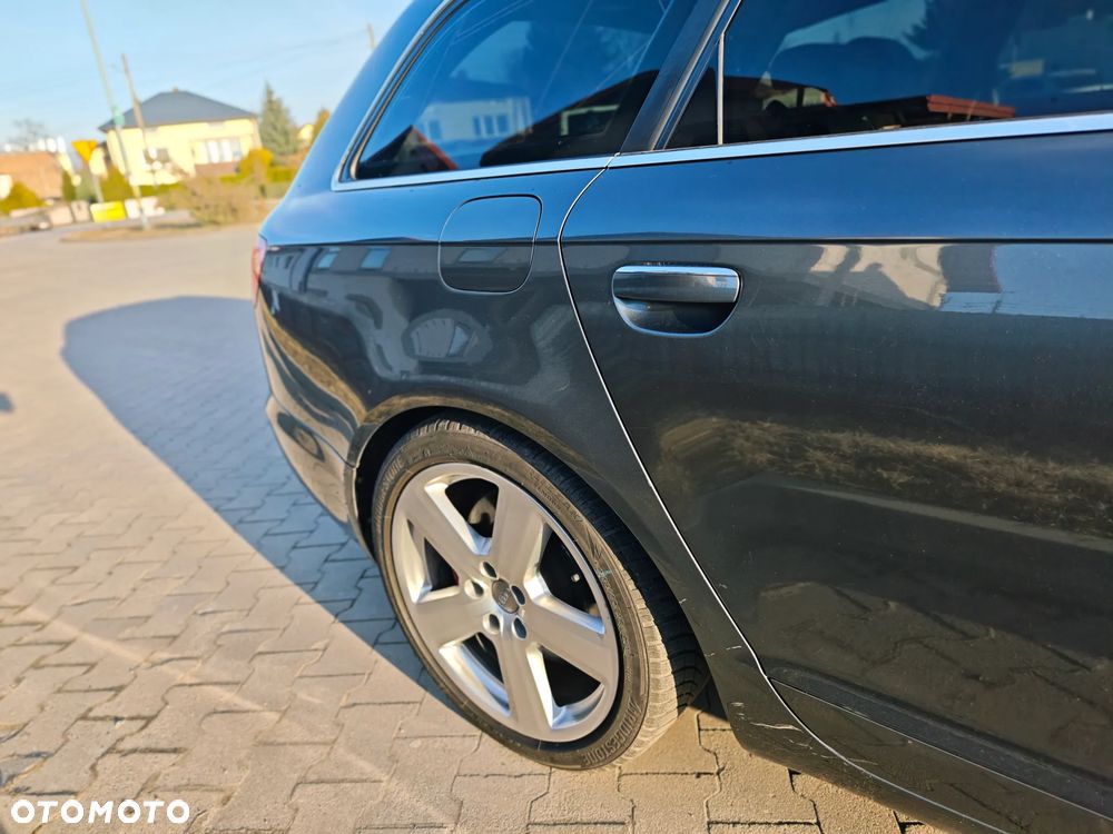 Audi A6 Avant 3.2 FSI Quattro Tiptronic - 11