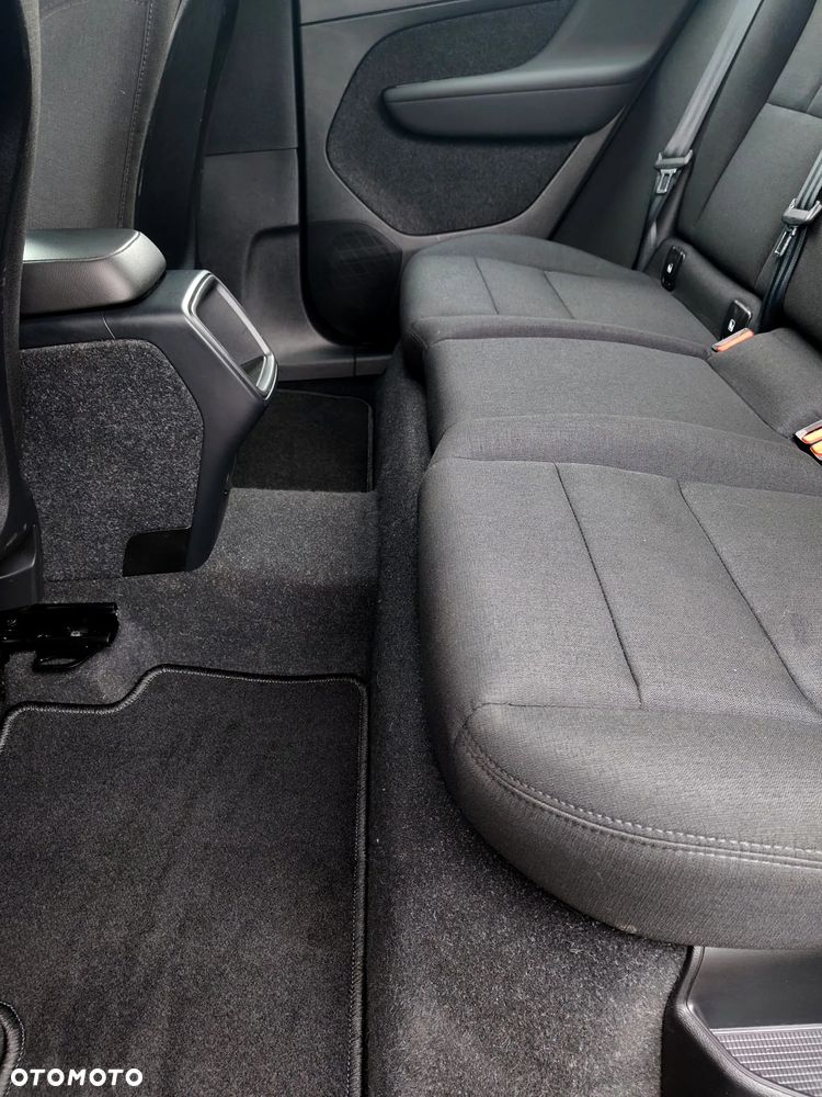 Volvo XC 40 T2 Momentum - 21
