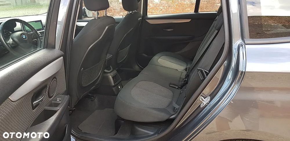 BMW Seria 2 216d Active Tourer - 11