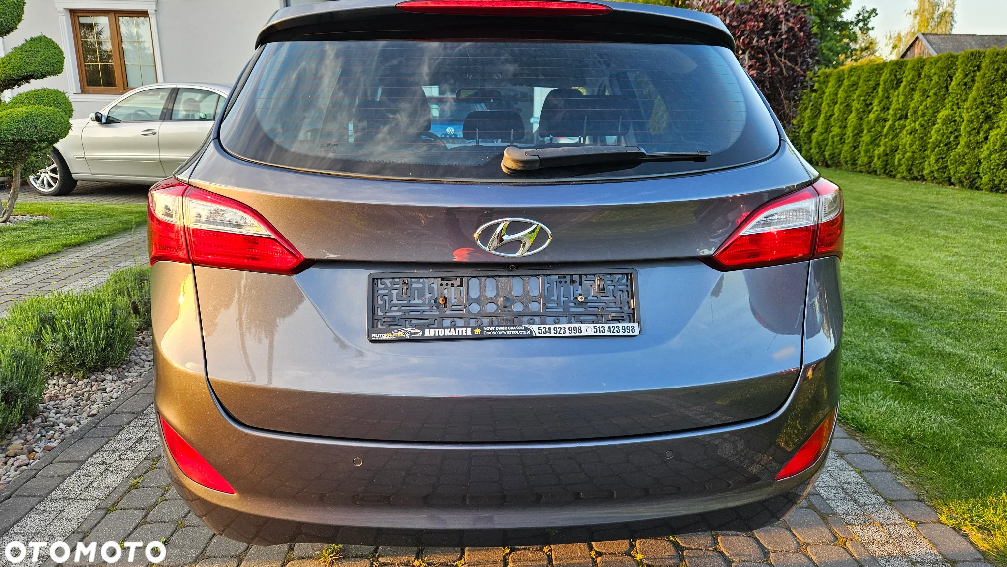 Hyundai i30 1.6 CRDi BlueDrive Premium - 24