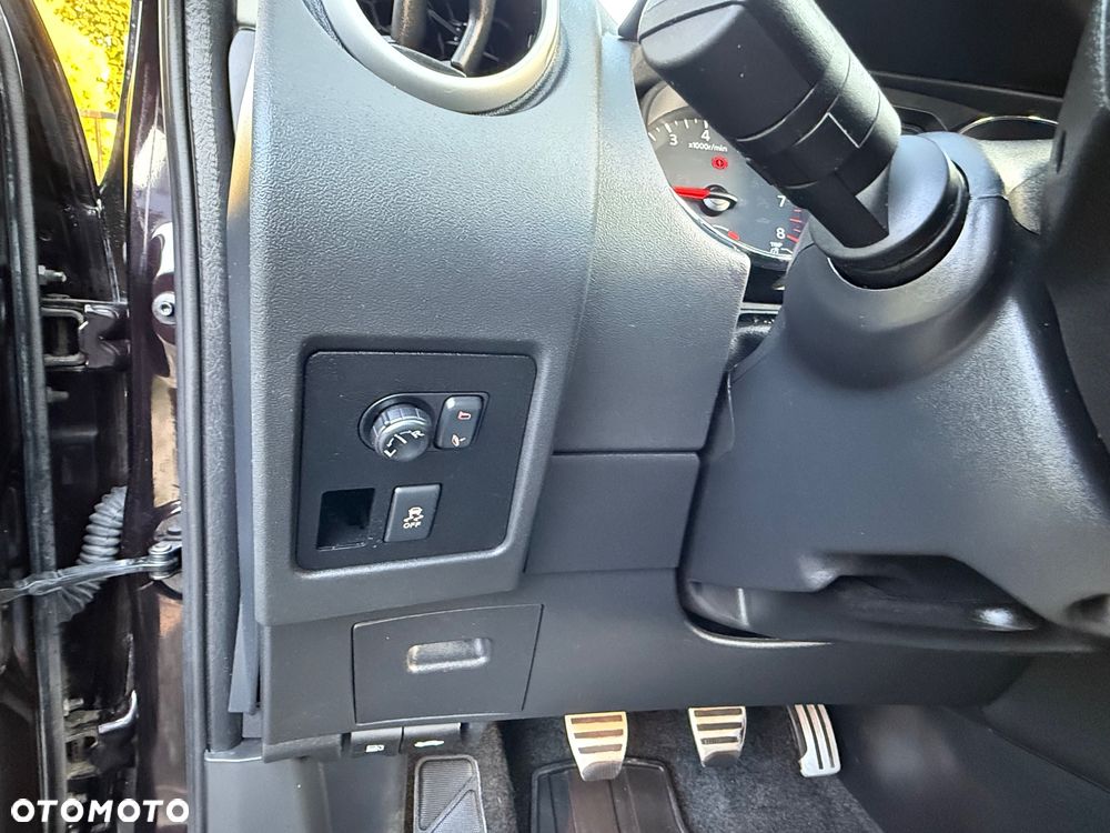 Nissan Qashqai+2 2.0 Tekna - 23