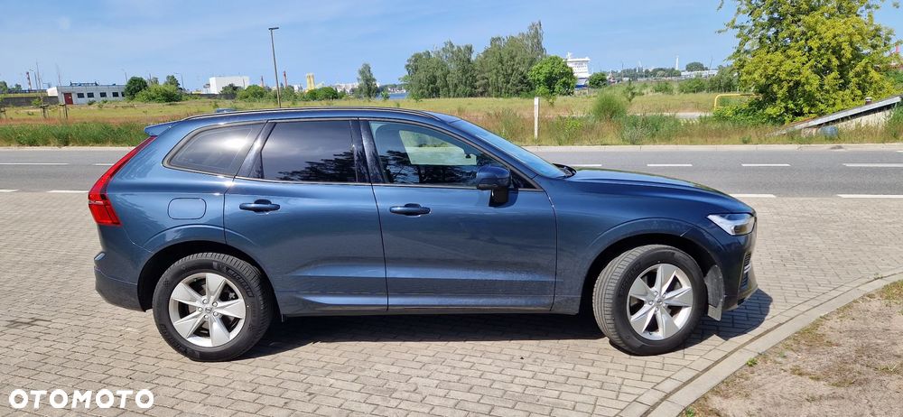 Volvo XC 60 B4 B Momentum - 11